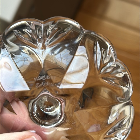Marquis by Waterford signed Crystal heart ring holder - Picture 5 of 9
